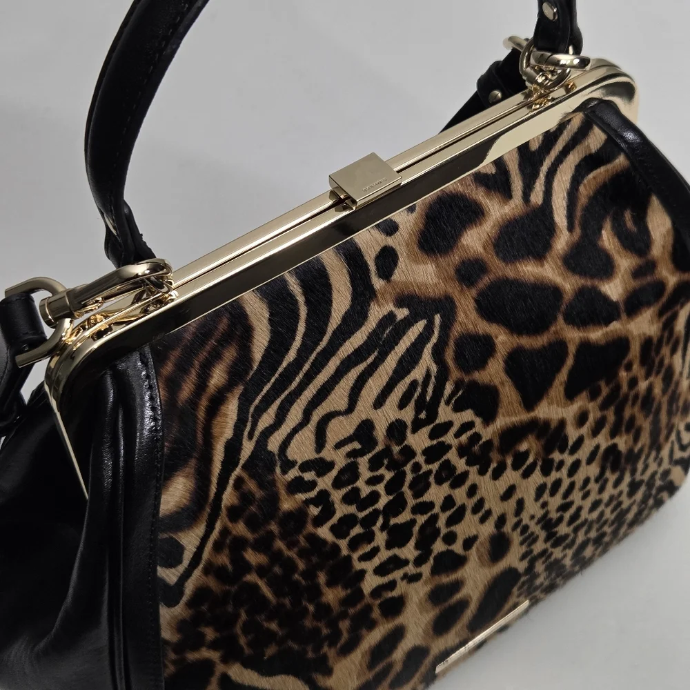 LIKE NEW BRAHMIN EMMY SATCHEL BAG - NATURAL FONTELLA